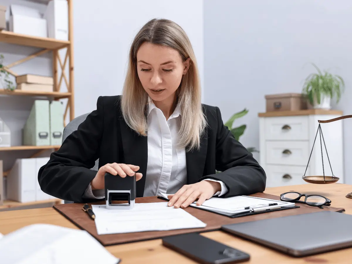 Podpisanie umowy najmu okazjonalnego u notariusza
